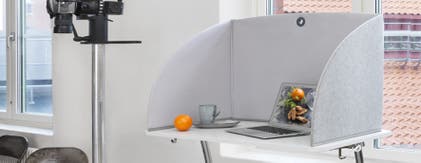 Bordsskärm grå 800 mm